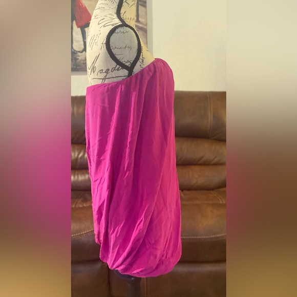 12 Street by Cynthia Vincent, pink slip on dress size small. - Picture 5 of 6